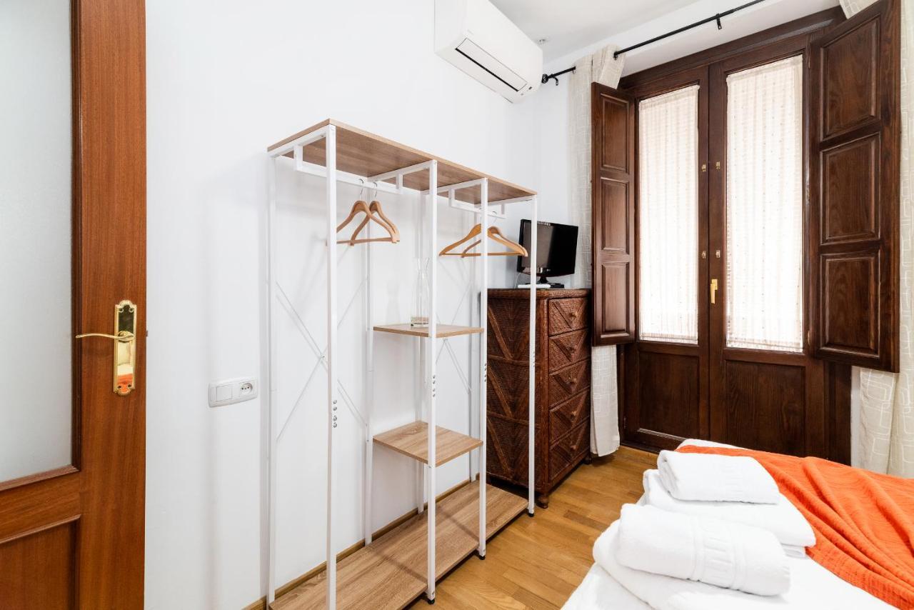 Apart. Santa Paula En Granada Dış mekan fotoğraf